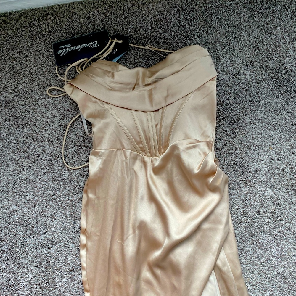 Brand New Beautiful Prom Corset Dress